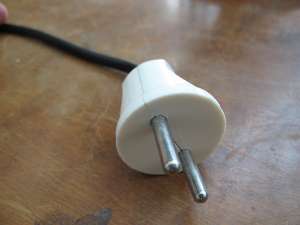 old_style_power_cord